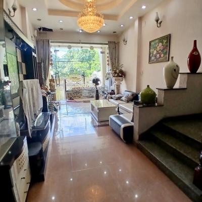 NHÀ MẶT TIỀN KHU DÂN CƯ CAO CẤP – GẦN METRO BÌNH PHÚ – HẦM, 4 LẦU, 7PN – NHỈNH 15 TỶ, SỔ RIÊNG, HOÀN CÔNG ĐẦY ĐỦ