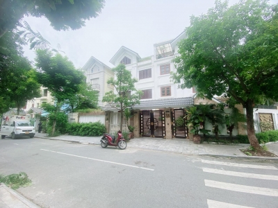 Cho thuê biệt thự Trung Văn Olympia, 150m2, 4 tầng đủ đồ đẹp, giá tốt