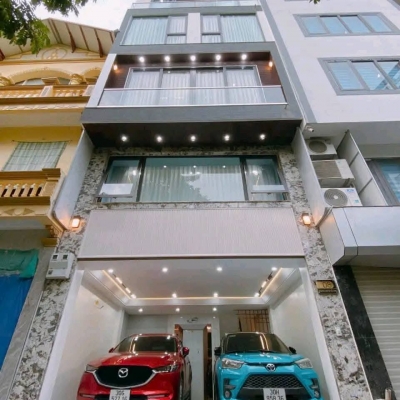 Cực hiếm, Bán nhà Đội Cấn, ô tô vào nhà, 67m 7 tầng thang máy, chỉ 22 tỷ