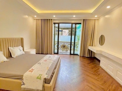Bán nhà vĩnh hưng 6 tầng thang máy long lanh VF3 thông sát phố hoàng mai