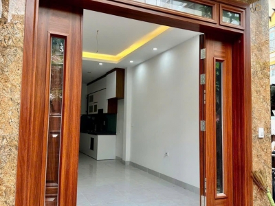 Siêu phẩm nhà mới 5 tầng Liên Mạc, Bắc Từ Liêm, DT 30m2, MT 3,2m, ô tô đỗ cửa