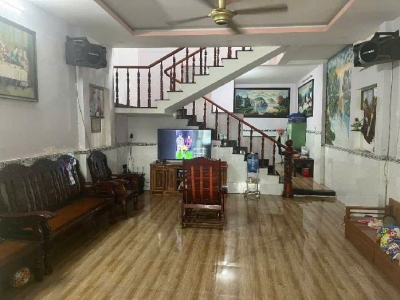 ????Hàng đầu tư!????
✈️BÁN NHÀ 2 TẦNG HXH THẠNH XUÂN 22 QUẬN 12 CHỈ HƠN 3 TỶ- DT 91m2 (5x18)????

❇️Diện tích 91m2 ngang 5m dài 18m
❇️Kết cấu 1 trệt 1 lầu
❇️Pháp lý chuẩn SHR hoàn công đầy đủ
❇️Công năng 2PN 2WC
❇️Hướng Đông Bắc
❇️Vị trí 1/ đường Thạnh Xu