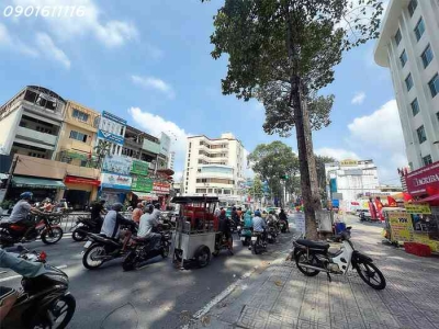 HIẾM NHÀ BÁN - CHÍNH CHỦ BÁN NHÀ 2 TẦNG MẶT TIỀN 30M ĐOẠN 2 CHIỀU Đ. TRẦN HƯNG ĐẠO SÁT NGUYỄN VĂN CỪ, QUẬN 1 - DT 4,1M823M * Liên hệ GIANG GIANG: 093.86.76.685