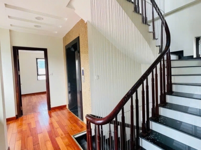 Em bán nhà riêng 7 tầng cực đẹp phố Trương Định,Q. Hoàng Mai, ô tô đỗ cửa, 68m2, 15 tỷ 300