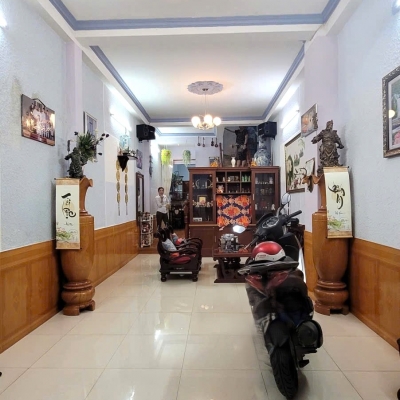 Nhỉnh 6 Tỷ TL! NHÀ HẺM XE HƠI – 82M² – Giáp Phú Nhuận, Chỉ 10 phút ra SÂN BAY TSN!