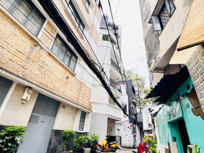 QUẬN 1: CHÍNH CHỦ 0938676685 BÁN CĂN GÓC 3 MẶT TIỀN HXH BÙI THỊ XUÂN, P.BẾN THÀNH- DT 78M2 NGANG LỚN 6,4M*13,5M- SẴN HDT ĐỀU 50TR/TH- GIÁ TỐT CHỈ 25,5T