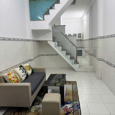 BÁN NHÀ 2 TẦNG 4 X 10M HIỆP THÀNH QUẬN 12 HẺM BA GÁC SHR 2,58 TỶ