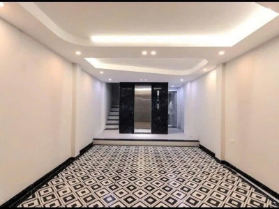 Hoàng Quốc Việt - Lô góc - kinh doanh - ô tô , ngõ thông 7 tầng full nội thất , đầy đủ PCCC , thang máy 
DT 55m2 - MT 6m - Giá 21 tỷ