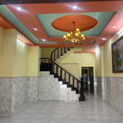 Bán nhà mặt phố 5 tầng Bình Tân: 90m2, 4PN, sổ hồng, vị trí vàng, giá 15 tỷ. Liên hệ 0935911385. Cơ hội an cư lý tưởng!