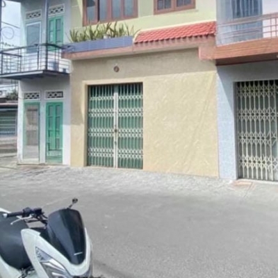 CĂN BÁN NHÀ NGAY TTTP CÓ THỂ KINH DOANH GẦN BỜ KÈ VẠN THẮNG
