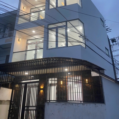BÁN NHÀ MỚI 3 TẦNG CĂN GÓC 2 MẶT TIỀN PHƯỚC LONG, NAM NHA TRANG.