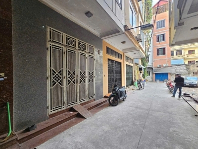BÁN NHÀ NGUYỄN CHÍ THANH, NHÀ ĐẸP PHÂN LÔ, 2 THOÁNG, Ô TÔ ĐỖ CỬA, KINH DOANH VP – 5T x 45M2, 15.7 Tỷ