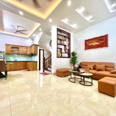 Phân lô Hào Nam 61m2 x 4 tầng kinh doanh vip - mặt ngõ thông - lô góc 3 mặt thoáng giá bán 10,9 tỷ