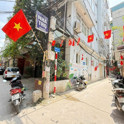 XUÂN ĐỈNH NHÀ MỚI 7 TẦNG THANG MÁY – Ô TÔ ĐỖ CỔNG – 40M RA Ô TÔ TRÁNH – VÀI BƯỚC CHÂN RA CÔNG VIÊN HÒA BÌNH.