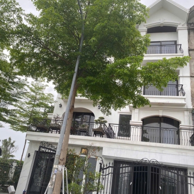 Cho thuê nhà KĐT VOV. DT 92m x 5T, đã hoàn thiện. Giá 36tr/tháng.LH : 0964769634