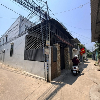 Bán nhà 2 Tầng , ngay Chợ Chiều xã Vĩnh Ngọc Tp Nha Trang