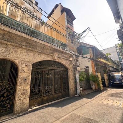 BÁN NHÀ 5 TẦNG Đ.NGUYỄN THỊ MINH KHAI, BÊN NGHÉ, QUẬN 1 - DT 160M2 NGANG 6,8M*24M - GIANG GIANG CHÍNH CHỦ 0938676685
