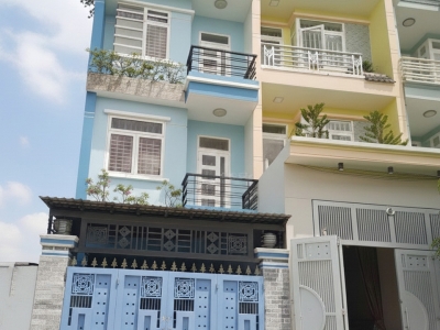 L1935 ⭐️ nhà Lê Thị Riêng Q12, SHR, Vuông, 4x18m, 7.x tỷ