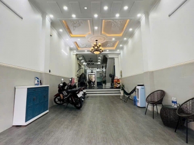 Nhà 4 tầng lung linh, hẻm xe hơi Đào Tông Nguyên, tặng nội thất tiền tỷ