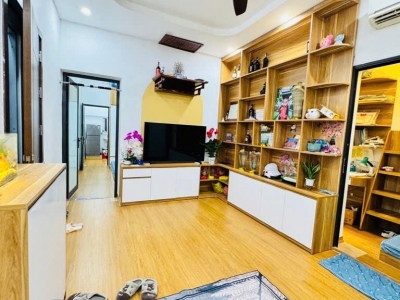 Bán nhà tập thể minh khai tầng 2 long lanh 60M ở ngay hai bà trưng