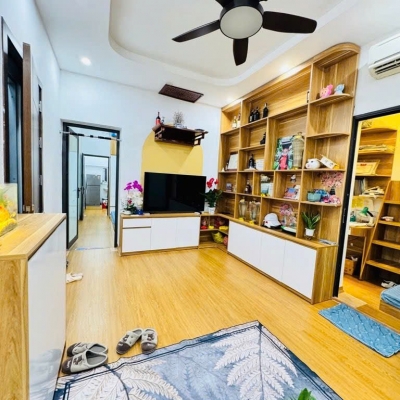 Bán nhà tập thể minh khai tầng 2 long lanh 60M ở ngay hai bà trưng