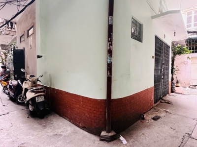 CẦU GIẤY DT 30M x4 TẦNG CHỈ 6 TỶ,LÔ GÓC,MẶT NGÕ THÔNG KINH DOANH,15M Ô TÔ TRÁNH