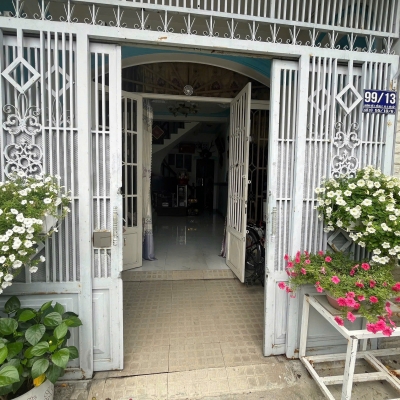 BÁN NHÀ CHÍNH CHỦ: NHỎ, ĐẸP, CHẮC CHẮN, HẺM THÔNG - RỘNG, KDC THÂN THIỆN. LH:0989051114.