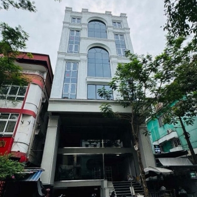 BÁN NHÀ MẶT PHỐ HÀ NỘI - TÒA VP HÀNG CHUỐI - 8 NỔI 1 HẦM - 3 MẶT THOÁNG - MẶT TIỀN QUYỀN LỰC - 1 SỔ 1 CHỦ