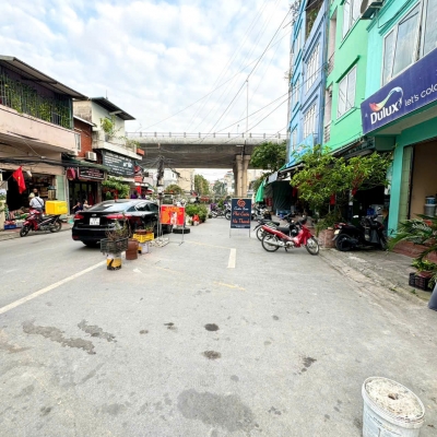 Mặt ngõ to như mặt phố Vĩnh Tuy Hai Bà Trưng 4 tầng ngõ thông kinh doanh 2 làn ô tô tránh ở ngay nhỉnh 5 tỷ lh 0817606560