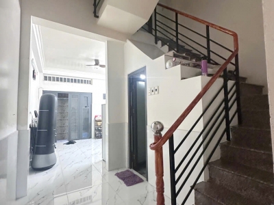 Nhà 3.5x12m mặt tiền kinh doanh đường số P4Q8 vỉa hè rộng