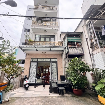 NGAY ĐÀI TRUYỀN HÌNH & ĐH KHXH NV - BÁN NHÀ 5 TẦNG HXH Đ.NGUYỄN THỊ MINH KHAI, Q1 - DT 65M2 - CHỈ 15T - CHÍNH CHỦ 1 ĐỜI* LIÊN HỆ GIANG GIANG: 093.86.76.685