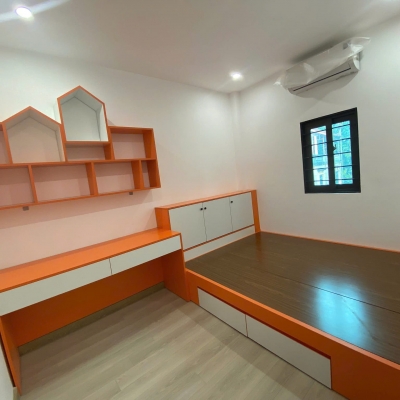 Cực Hiếm! Bán nhà mặt phố Lý Thái Tổ, 35m2, 5 tầng, 17.5 tỉ, phù hợp KD homestay, apartment