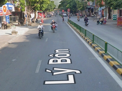 bán đất tặng nhà 2,5 tầng mặt đường Lý Bôn - tp thái bình cũ, ngay kì bá, kinh doanh tốt