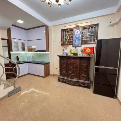 CHO THUÊ NGUYÊN CĂN PHỐ HUẾ, NHÀ ĐẸP, ĐỦ ĐỒ, 3 NGỦ, 12TR 0965549363
