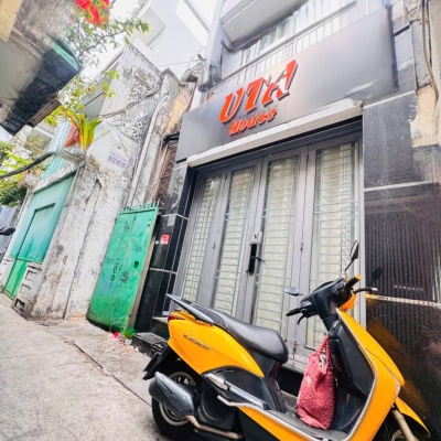 CHỦ 1 ĐỜI XƯA BÁN NHÀ 2 TẦNG MẶT TIỀN HXH Đ.BÙI VIỆN, P.PHẠM NGŨ LÃO, QUẬN 1- DT 5,4M*12,4M- CHỈ 11T- 0938676685 GIANG GIANG GẶP CHỦ