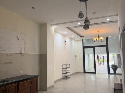 ► Mặt Tiền đường 30 tháng 4, gần Quảng Trường giá trị thực, tiềm năng cao, 160.5M2, 4 tầng, 23.x tỷ
