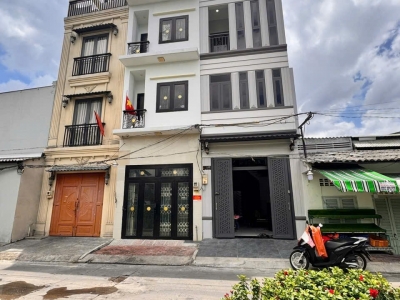 ???? SIÊU PHẨM 8 CHDV – 5 TẦNG – THANG MÁY – 82M² – GIÁP Q1 – CHỈ 14.6 TỶ ????
