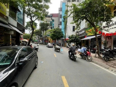 BÁN TÒA VP MẶT PHỐ VƯƠNG THỪA VŨ 200Mx8T, MT 12M – VỊ TRÍ ĐẸP NHẤT PHỐ