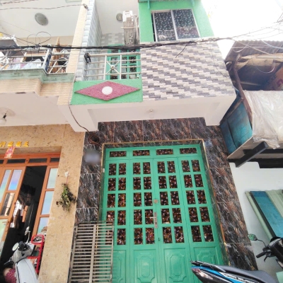 Nhà nhỏ gọn 2 lầu hẻm Nguyễn Duy P12Q8, Giá : 2 Tỷ 560 Triệu