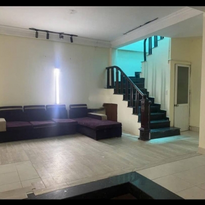 Cho thuê nhà Ngõ Quỳnh 2.5  tầng x 50m2, 2 ngủ làm VP, C.ty, Spa, Lớp học, ở gđ, 10tr