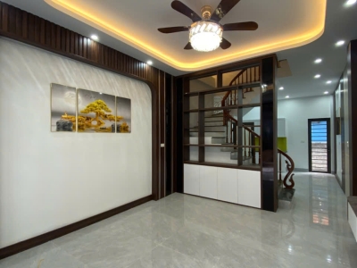 Bán nhà 4 tầng gần 50m2 cách Ngô Thì Nhậm 25m, oto vào tận nơi, Kỳ Bá, TP. Thái Bình, giá 2.9 tỷ, sổ đỏ chính chủ. LH: 0964386960