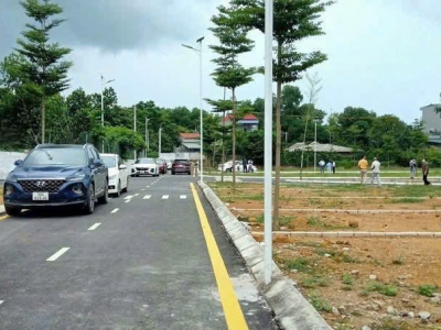 CẦN TIỀN MUỐN BÁN NHANH LÔ GÓC 68M NGAY TRẠI LÁNG CỔ ĐÔNG GIÁ HƠN HAI TỶ TÝ