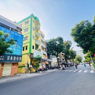 SIÊU PHẨM KHAN HIẾM NGANG LỚN 15M*21M- BÁN NHÀ MẶT TIỀN YERSIN, P.NGUYỄN THÁI BÌNH, QUẬN 1- CHO THUE QUÁN BAR 90TR/TH- CĂN GÓC 2MT ĐẸP- 0938676685 GIANG GIANG CHÍNH CHỦ XEM NHÀ