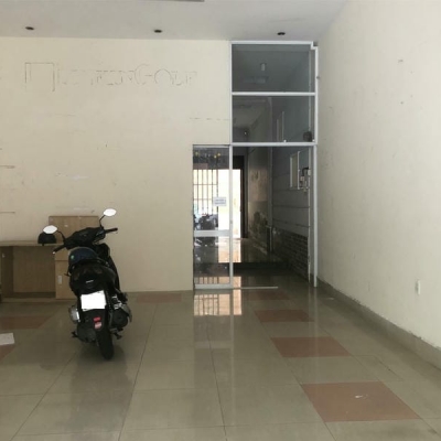 Cho thuê mặt bằng kính 100m2 khu Trung Tâm Thương Mại Phường 7, TPVT