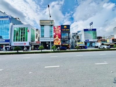 Nhà MT 641 Xô Viết Nghệ Tĩnh, Phường 26, Bình Thạnh, MT 30m, 3,55x13m, Cn 42,5 m2, trệt 3 lầu, ST, Lầu 1 suốt, 6PN Full nội thất, Thu nhập 45tr/tháng, 15,8 tỷ TL