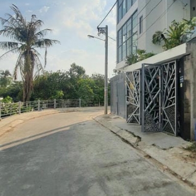 Bán nhà gần cầu vượt Gò Dưa và chợ đầu mối Thủ Đức,LH 0908795128..   