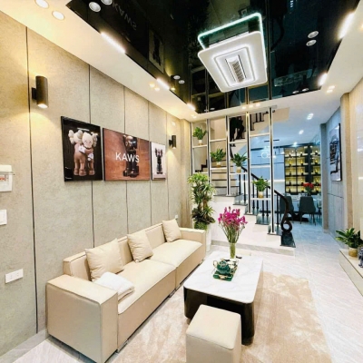 Bán nhà ngõ Khâm Thiên, Đống Đa, 32m2 x 4T, 4 ngủ, SĐCC, 5.6 tỷ.