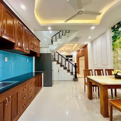 Nhà mới 4 tầng HXH sàn 183m2, Vuông – Thạnh Xuân 40 Quận 12
