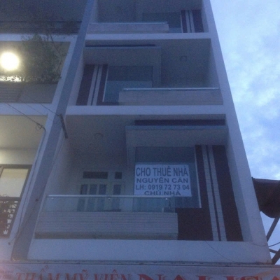 Chính chủ cho thuê nhà mặt tiền đuồng Hoa Bằng - trung tâm quận Tân Phú