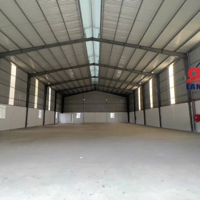 XT657 cho thuê nhà xưởng sản xuất, có trang bị PC, trạm điện SX riêng, trống xưởng